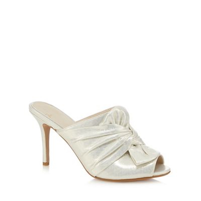 Ivory 'Piper' bow high mule sandals